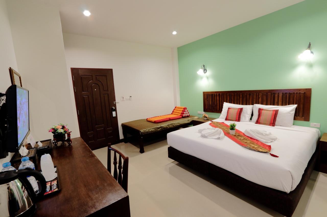 Hotel Bs Airport At Phuket Nai Yang Beach Exterior foto