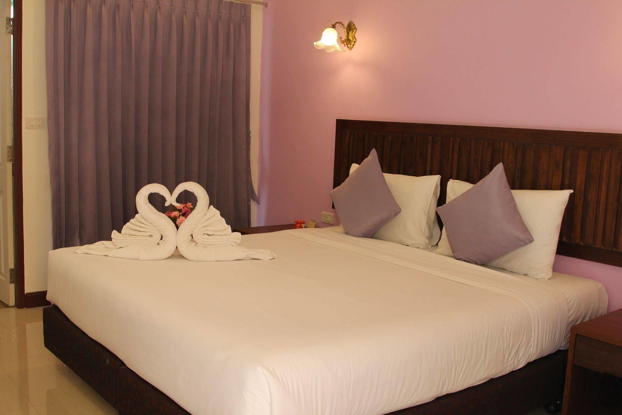 Hotel Bs Airport At Phuket Nai Yang Beach Exterior foto